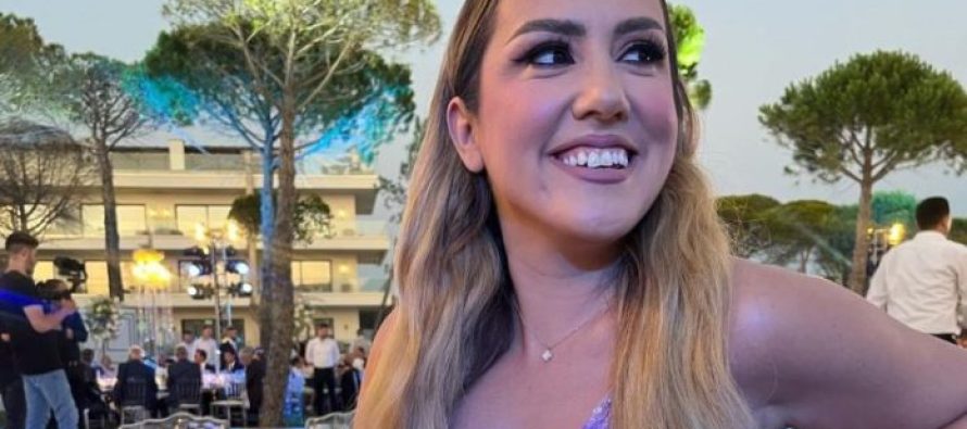 Arbana Osmani shfaqet tërheqëse me bikini, publikon foto nga pushimet në Itali
