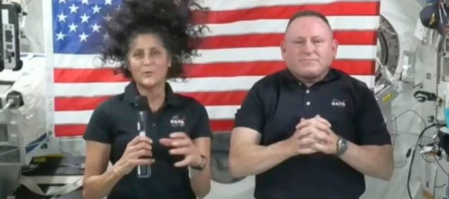Kthimi i astronautëve në Tokë pas avarive në sondën e kompanisë Boeing
