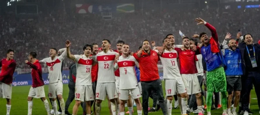 Erdogan, mesazh skuadrës për kualifikimin në çerekfinale, reagon edhe Montella