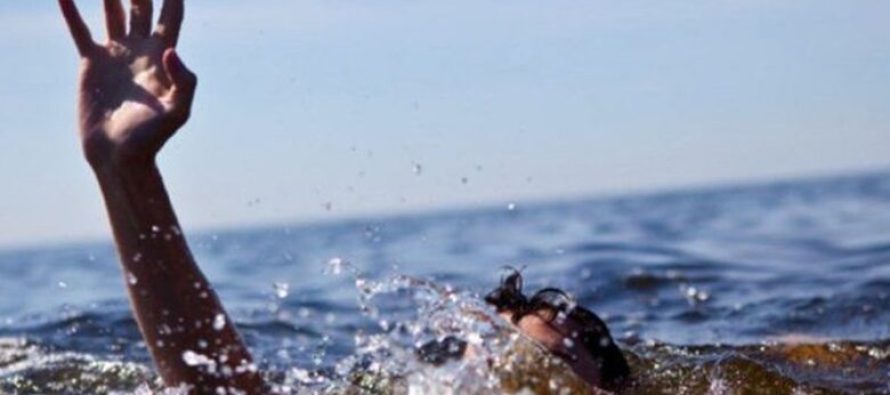 Si të dalloni që dikush po mbytet? Ekspertët paralajmërojnë se shumë shpesh është një proces i frikshëm i heshtur