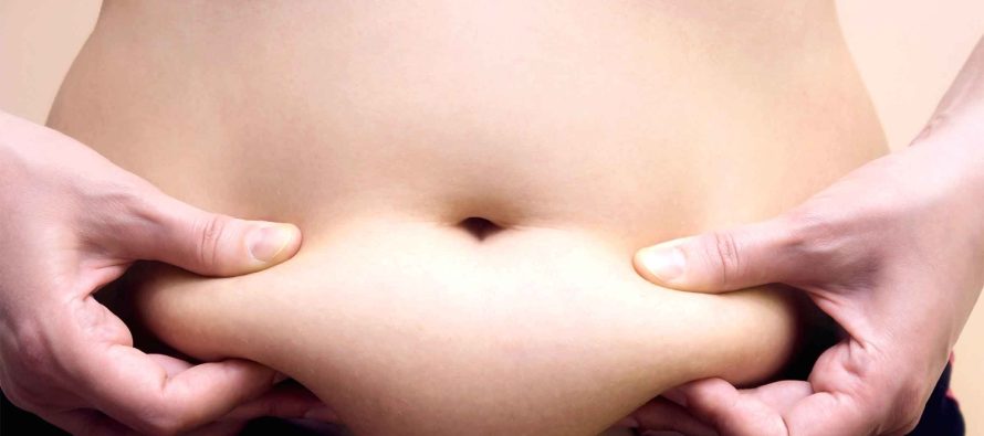 Stresi e pagjumësia, arsyet pse shtoni peshë