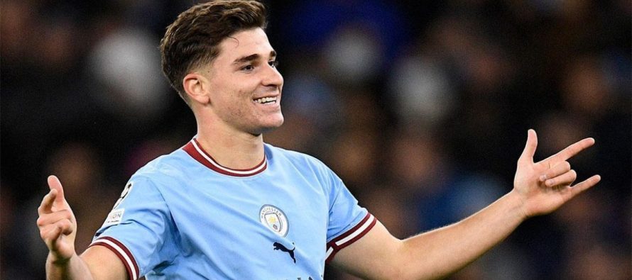 Manchester City e monitoroi situatën e Julián Álvarez, por nuk pati sinjale për rikthim