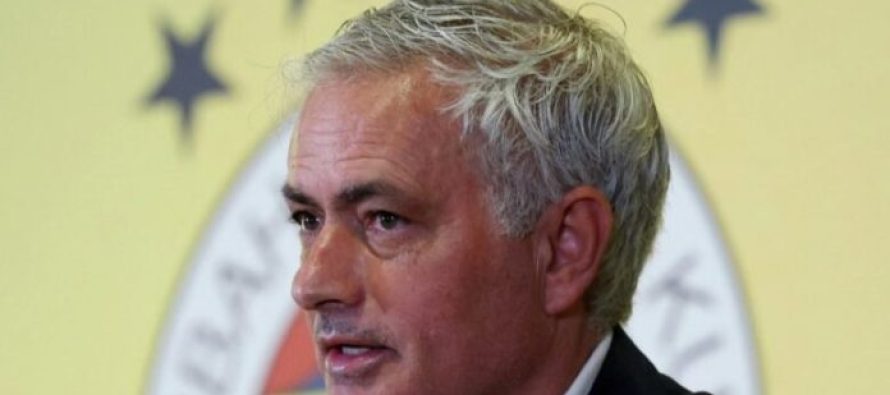 Mourinho synon ta transferojë anësorin e Barcelonës te Fenerbahce