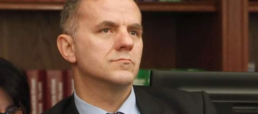 Mucunski e thirri në konsultime Vesel Memedin, ambasadorin e RMV-së në Itali