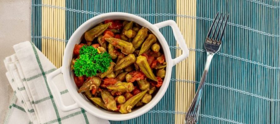 Hap pas hapi, si të gatuani bamjë “pa jargë” që t’i pëlqejë e gjithë familja