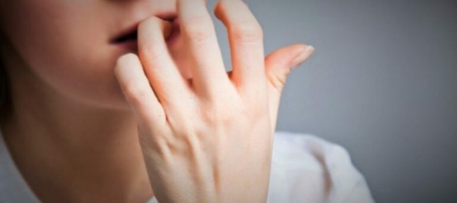 Studimet tregojnë se çfarë do të thotë “të hash thonjtë”