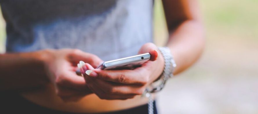Nëse kjo po ndodh me telefonin tuaj, ai mund të hakohet: Ja çfarë duhet të bëni për të mbrojtur veten