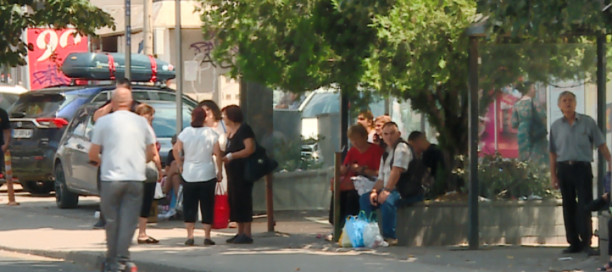 Vazhdon tollovia me autobusët privat të transportit publik