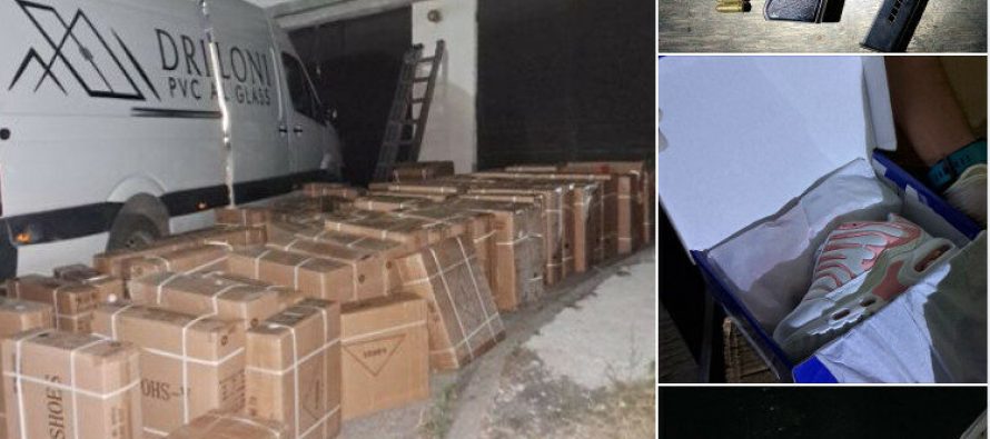 Ndalohet automjeti i mallrave në Shkup, policia gjen 1320 kuti me këpucë pa dokumente dhe 1 armë, arrestohen dy persona