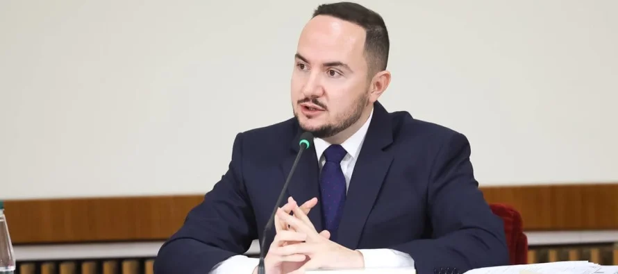 “Policia nuk kap dot as kriminelët ordinerë”, Salianji reagon pas vrasjeve në vend: Ministri i Brendshëm as dihet ku është fshehur