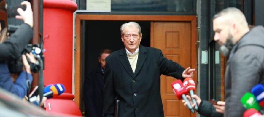 Berisha-Nisim me protesta nën moton “ja vdekje, ja liri”