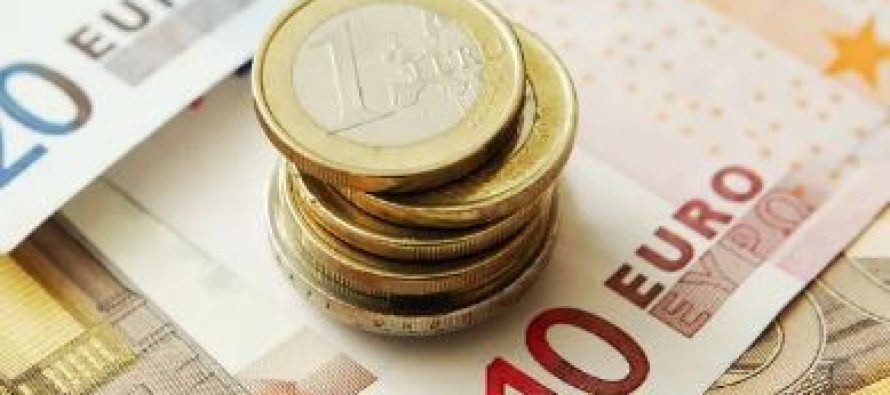 Në Shqipëri vetëm me lekë! Ekspertët: Të ndalohen pagesat në valutë nën 1 mijë euro