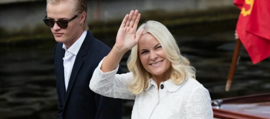 Incident tronditës në familjen mbretërore norvegjeze/ Arrestohet djali i Mette-Marit