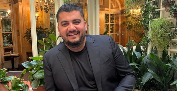 Ermal Fejzullahu publikon këngën patriotike  Lavdi për Hakifin  për 18 vjetorin e Pavarësisë së Kosovës