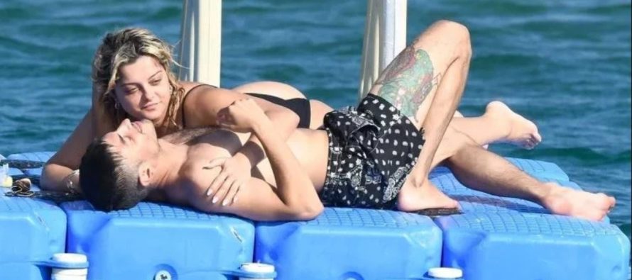 Ky është i dashuri i ri i Bebe Rexhës!