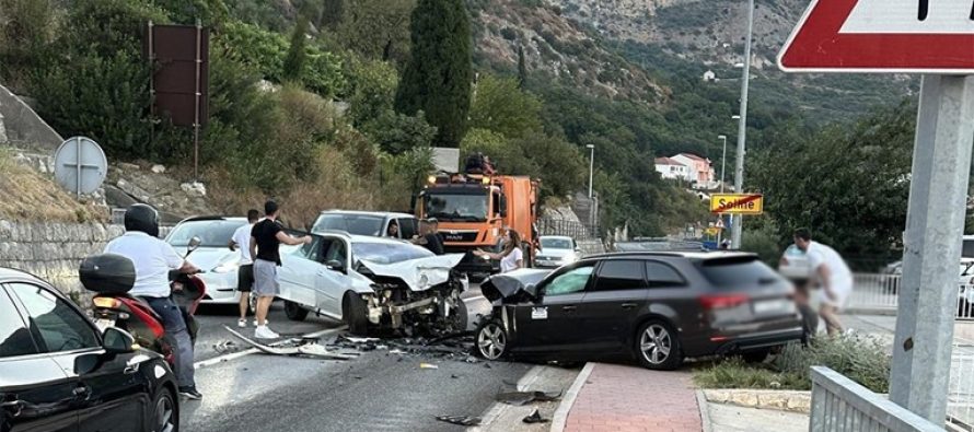 “Index”: Shtetasi i Kosovës shkakton aksident të rëndë në Kroaci, një i vdekur e 6 të lënduar