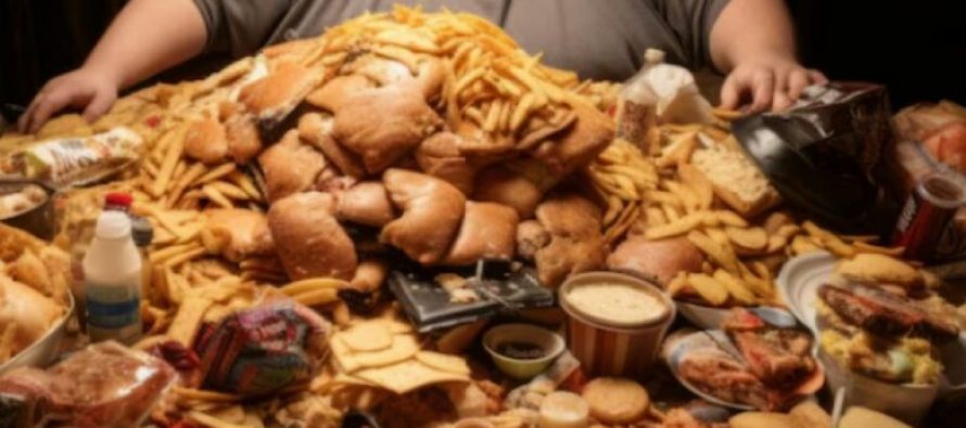 Arsyet përse njerëzit hanë më shumë se sa duhet