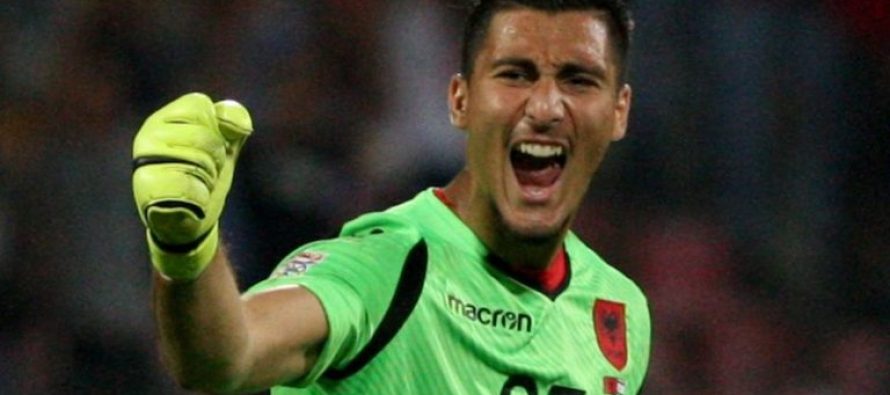 Të gjithë tifozët grekë sulmojnë portierin shqiptar, ky është vendimi i klubit