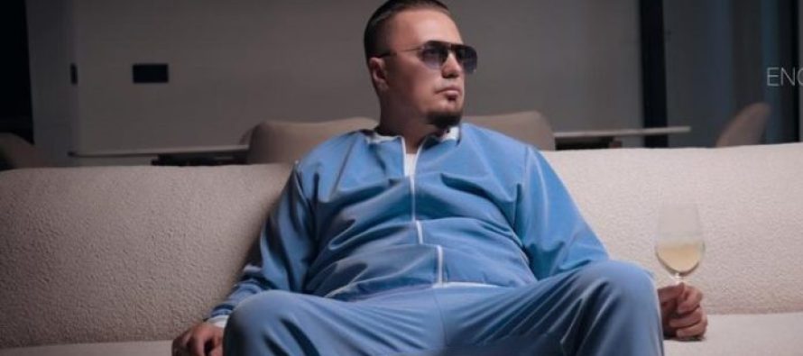 Blero feston Shën Valentinin, ua uron edhe ish-partnereve të tij