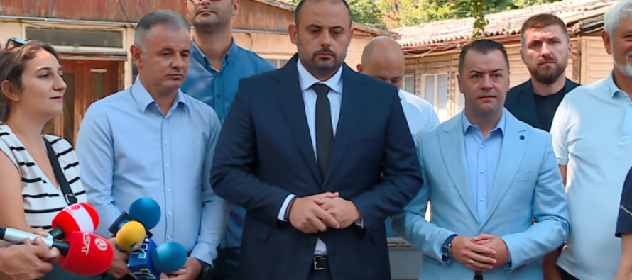 Kryetarët e komunave të Shkupit kërkuan heqjen e kompetencave të kryetares së Shkupit për “Higjienën Komunale” dhe “Parqe e Gjelbërime”