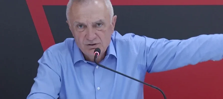 Meta mesazh të koduar Vangjel Tavos: I thashë dikur kryetarit të bashkisë Himarë, ki kujdes se ai të merr në qafë