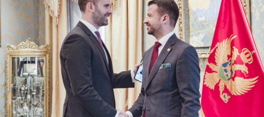 Vijon kriza politike në Malin e Zi