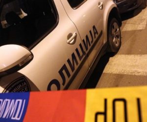 Kërcënoi ish-punëdhënësen dhe dëmtoi hyrjen e kompanisë, policia zhvillon bisedë me një grua në Shkup