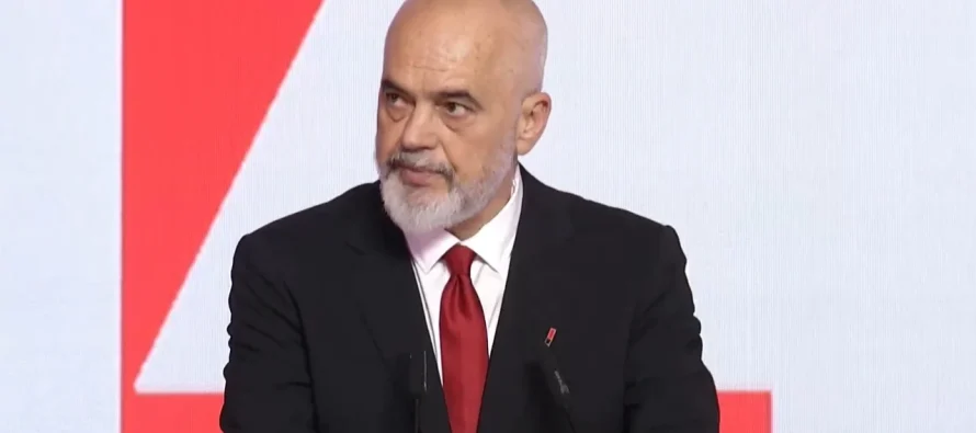 “Historia e një prone të parë nga dy botë të ndryshme”, Rama nxjerr hartat dhe sqaron akuzat se përfitoi 22 ha në Vuno: Shpikje e kuzhinës ekstremiste greke dhe qenefëve të tyre në Tiranë