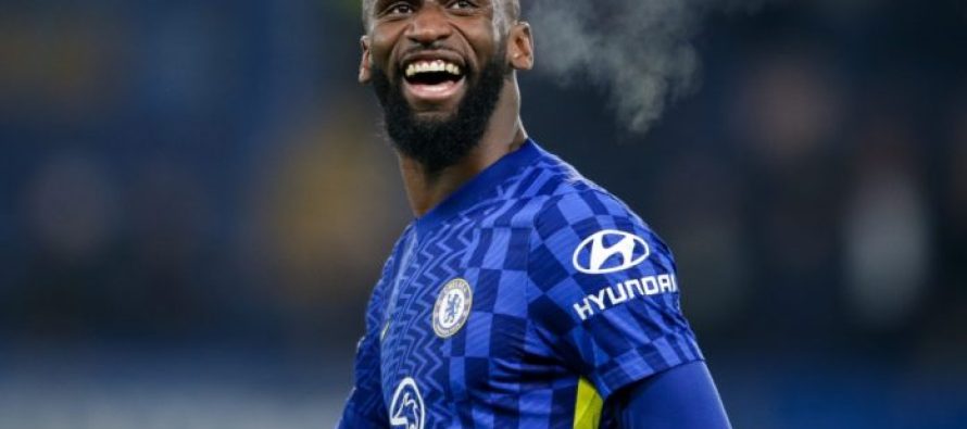 Rudiger nuk ka kontroll sa herë e sheh Mbappen, tifozët e Real Madridit i luten të ndalet