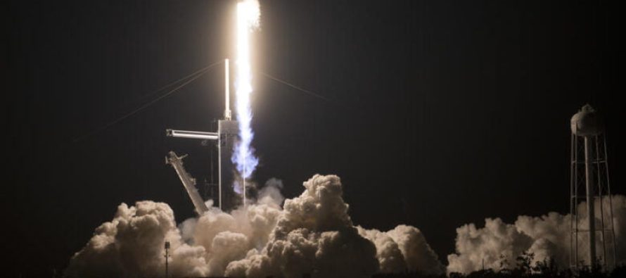 Pezullohen fluturimet e kompanisë SpaceX pas shpërthimit të raketës “Falcon 9”