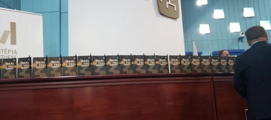 Promovohet libri “Hani i tre djajve” nga autori Fadil Curri