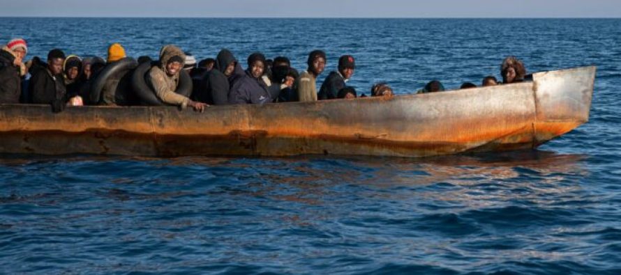 Dyshohet se u mbytën pas dëmtimit të gomones, gjenden gjashtë trupa emigrantësh në brigjet e Siçilisë