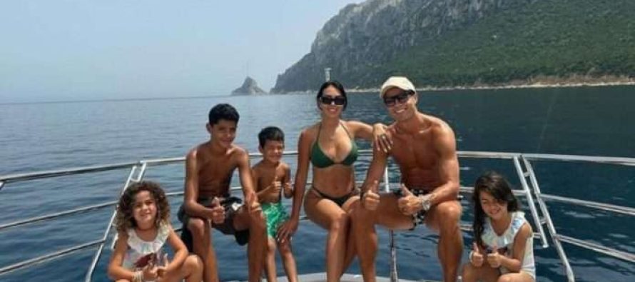 Ronaldo dhe Georgina shijojnë pushimet në Monako
