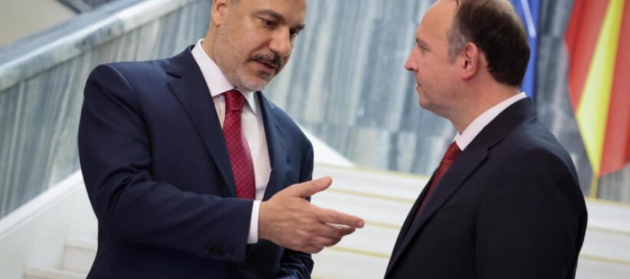 Hakan Fidan takon Afrim Gashin