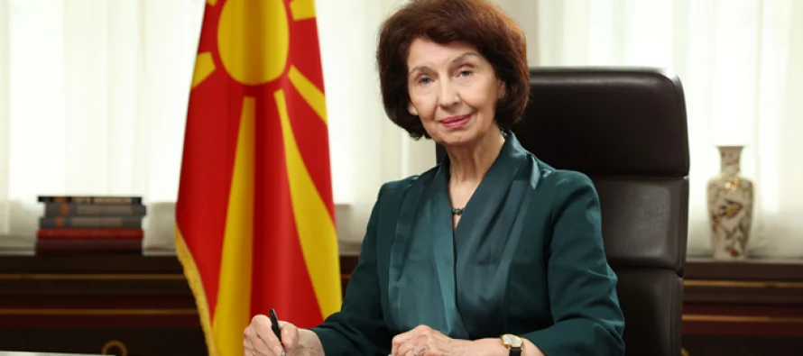 Presidentja Siljanovska Davkova nesër në Bullgari, media bullgare: Vizitë për të hedhur pluhur në sytë e ndërkombëtarëve