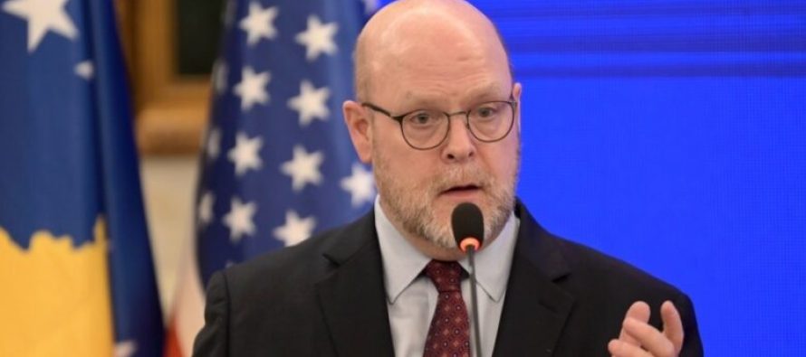 Hovenier: SHBA-ja pret nga Kosova e Serbia ta marrin seriozisht dialogun