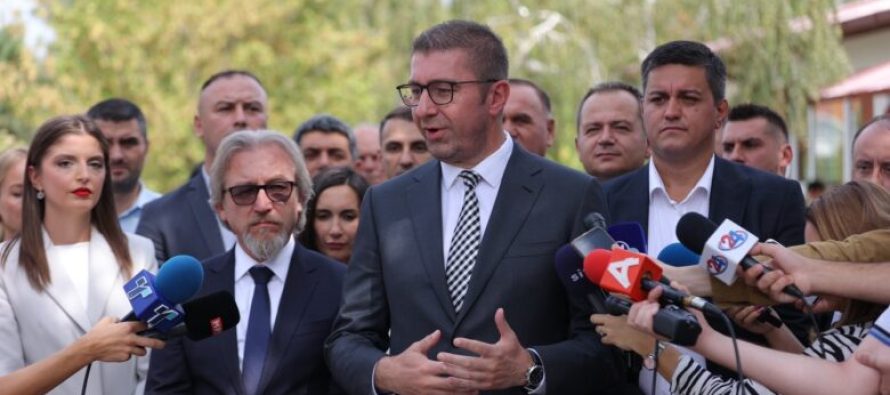 “Ligji për Gjuhët”, Mickoski: Kjo qeveri do të respektojë ligjet dhe kushtetutën