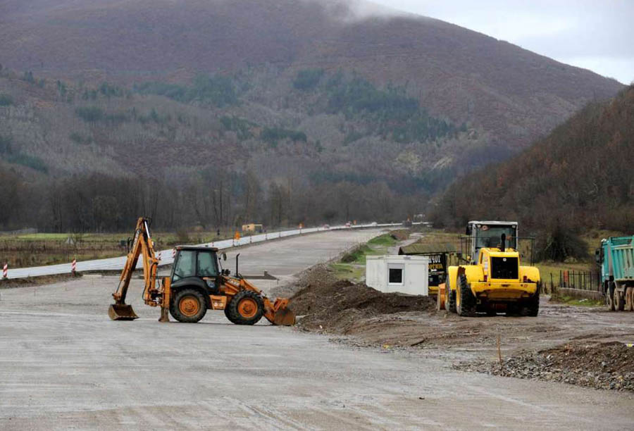 Edhe një afat për autostradën Kërçovë-Ohër