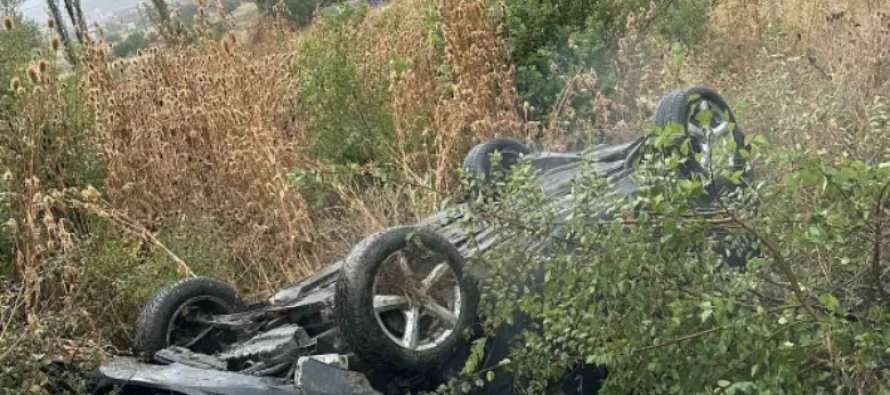 Aksidentohen trajneri dhe disa lojtarë të K.F. Bashkimit nga Kumanova | FOTO