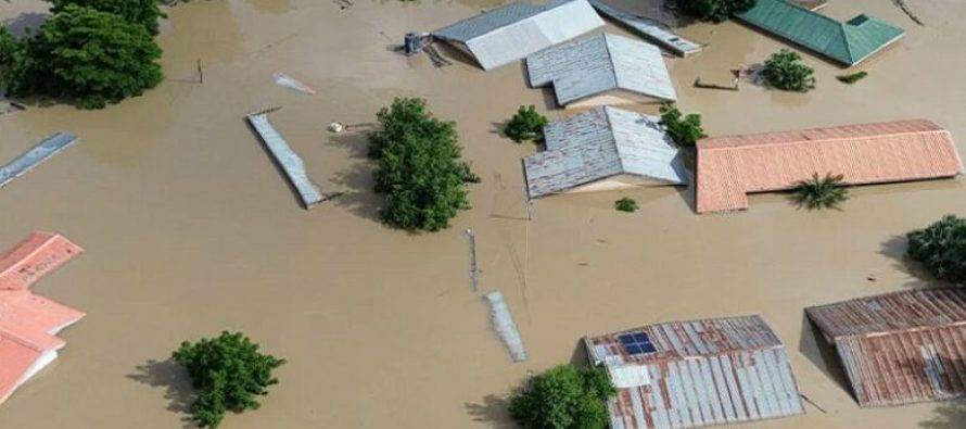 Nigeri, dhjetëra viktima dhe rreth 400, 000 të zhvendosur nga përmbytjet