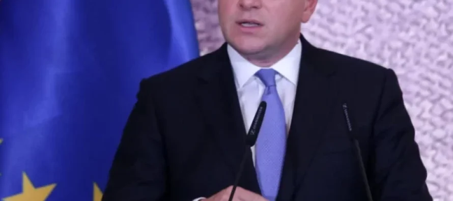 Varhelyi: Qëllimi është që muajin e ardhshëm të mbahet konferenca ndërqeveritare me Maqedoninë e Veriut