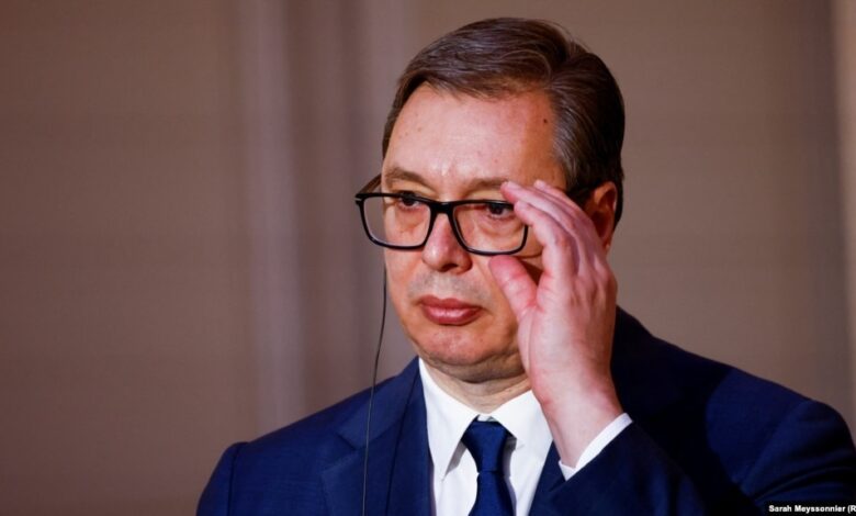BOMBA  Aleksandar Vuçiç jep dorëheqjen si President i Serbisë