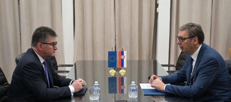 Vuçiqi takohet me Lajçakun në ShBA, e informon për masat serbe për “mbrojtjen e serbëve” në Kosovë