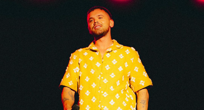 Ylli Limani prezanton këngën e re  Era 