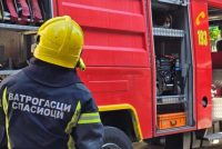 Dy zjarre në Shkup: Autobusi drejt Vodnos përfshihet nga flakët, digjet edhe një veturë