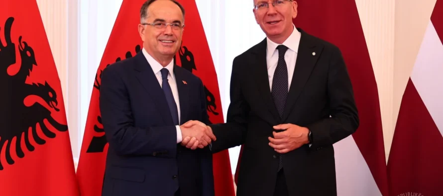 Begaj vizitë zyrtare në tre vende baltike/ Takohet me homologun letonez: U sigurua mbështetja e plotë për integrimin e Shqipërisë në BE