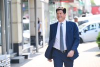 Rokas me thirrje për unitet politik! 