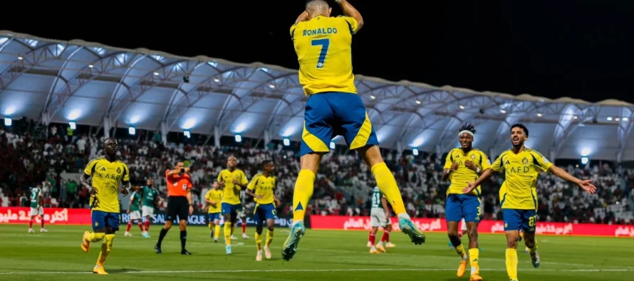 Fitore bindëse në debutim, Ronaldo me shokë i sjellin tre pikët e para Stefano Piolit në krye të Al Nassr