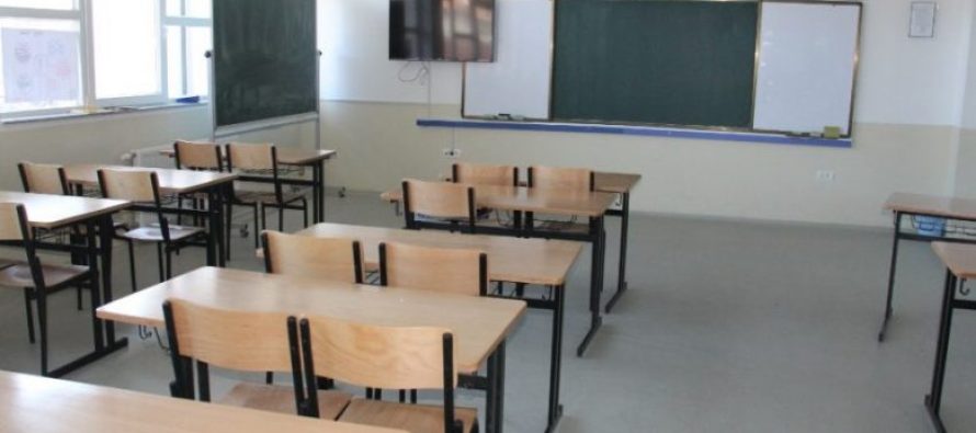 Detyrohen të mësojnë në Mekteb të xhamisë! Fëmijët shqiptarë në Çashkë ende pa shkollë në gjuhën shqipe