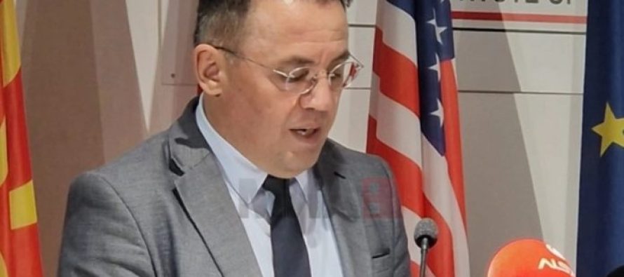 Nëna Terezë u angazhua që njeriu të mos i ngjajë një skeleti të zhveshur nga ndjesia njerëzore